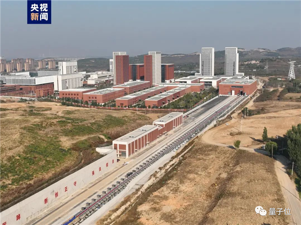 航母电磁弹射用在地上是啥效果？(图2)