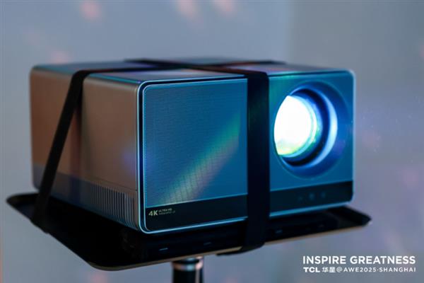 TCL华星“睛”艳亮相AWE2025 “屏”实力开启家电及消费电子新视界(图10)