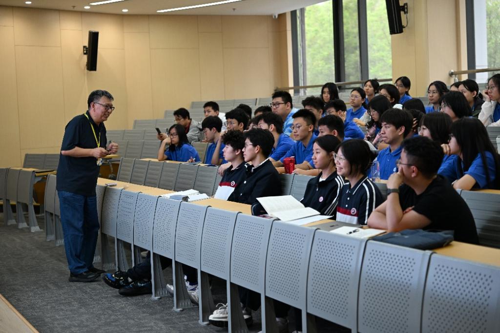 杨志懋教授在铁一中学解读英才计划：十二年耕耘托举未来材料之星(图4)