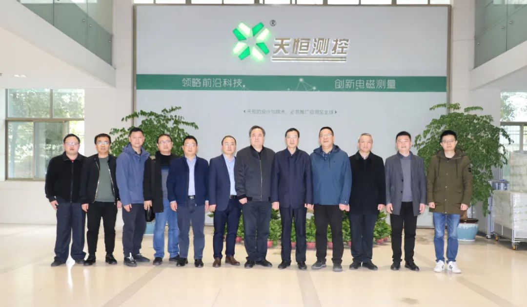 中国向全世界宣布！建成全球首条超音速铁路最高速度可达1马赫(图1)