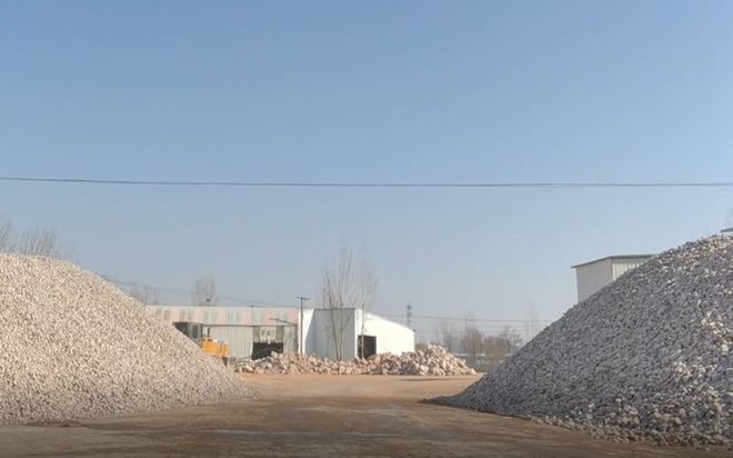 养牛场的秘密：两年多未见一头牛每天盗采数十车矿石倒卖(图5)