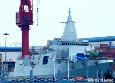 遭美国封锁、被俄罗斯拒绝：中国一怒掀桌航母技术反超全球！(图1)